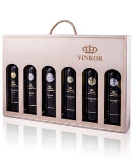 Anticorona white dry set - Darčeková drevená kazeta s logom vinárstva Vinkor obsahujúca 6 bielych suchých vín -vinkor.sk