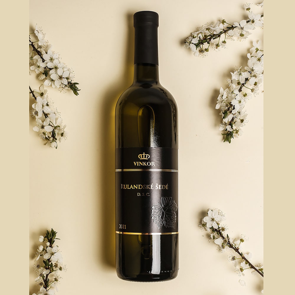 Biele suché víno Rulandské šedé 2021 z rodinného vinárstva Vinkor z Malých Karpát