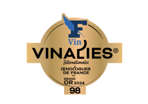 Veľká zlatá medaila za víno Devín 2023 z vinárstva Vinkor, s bodovým hodnotením 98/100